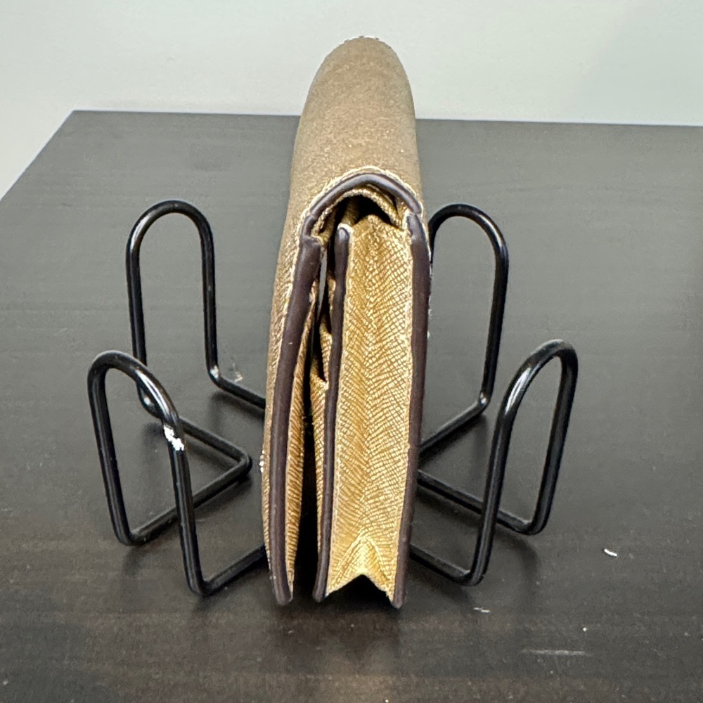 Michael Kors Metallic Gold Card Holder - Picture 5 of 12